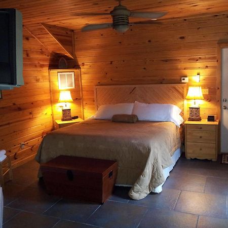 Ferienwohnung Cabins At Sugar Mountain Eureka Springs Exterior foto