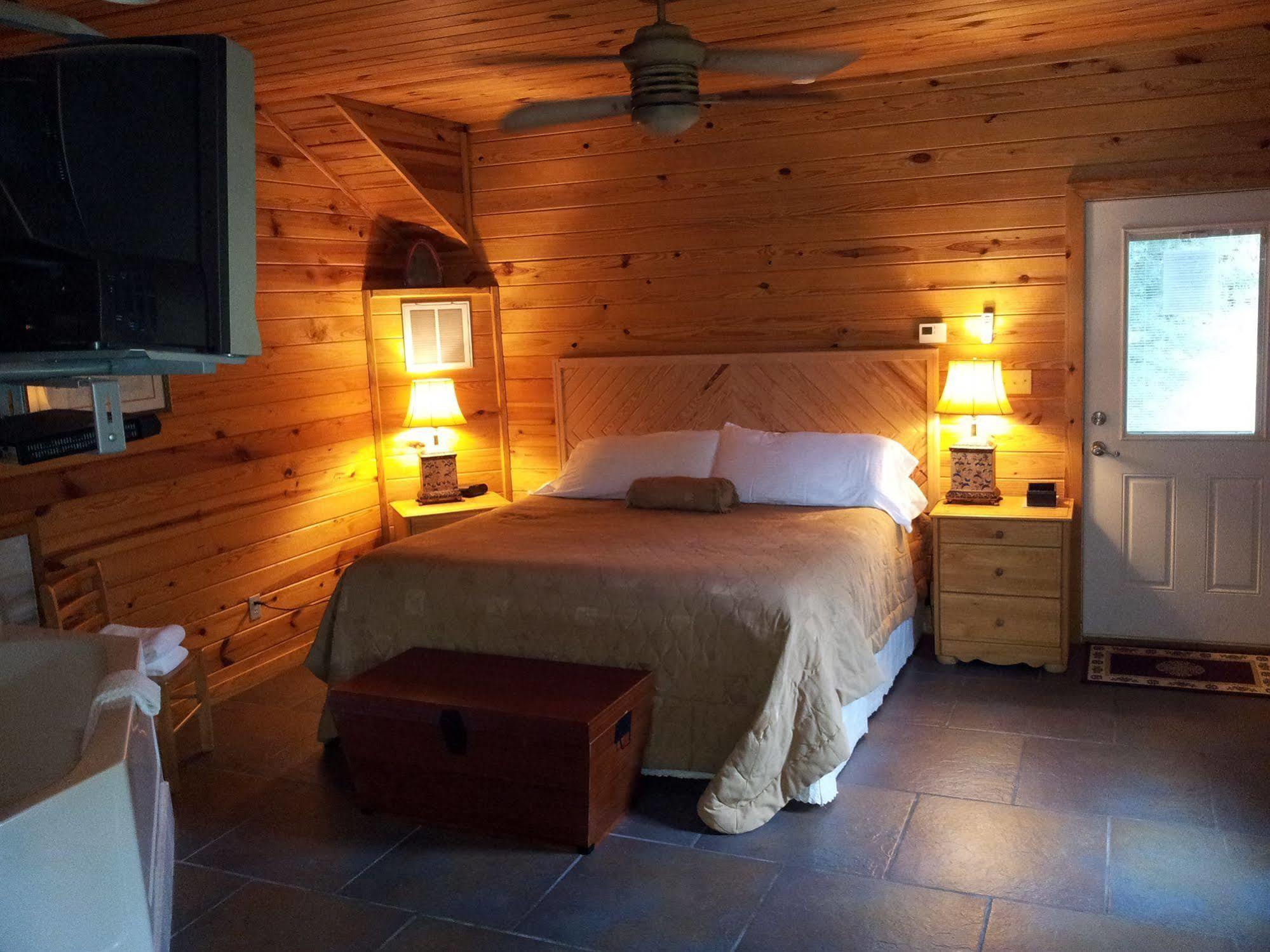 Ferienwohnung Cabins At Sugar Mountain Eureka Springs Exterior foto