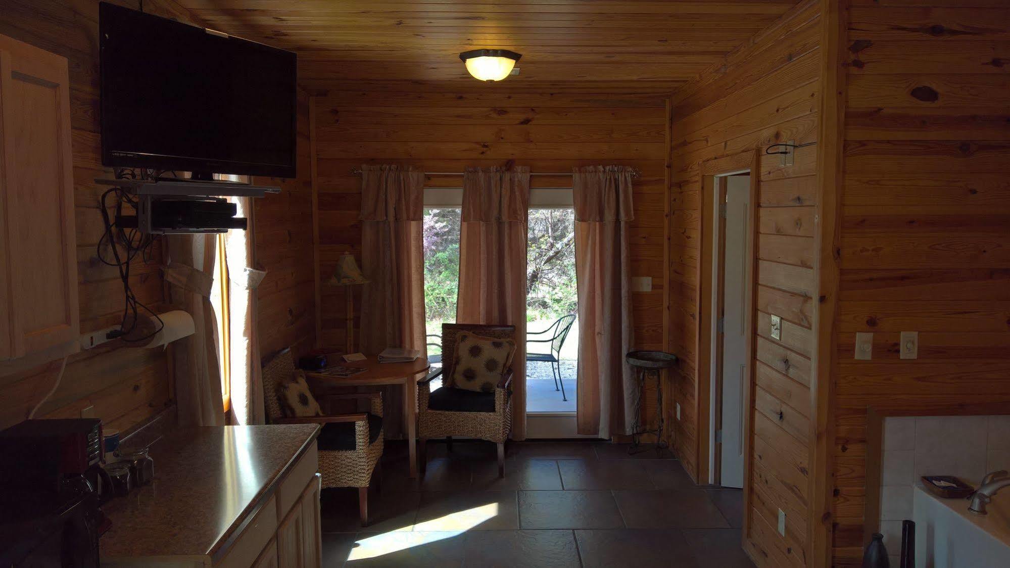 Ferienwohnung Cabins At Sugar Mountain Eureka Springs Exterior foto
