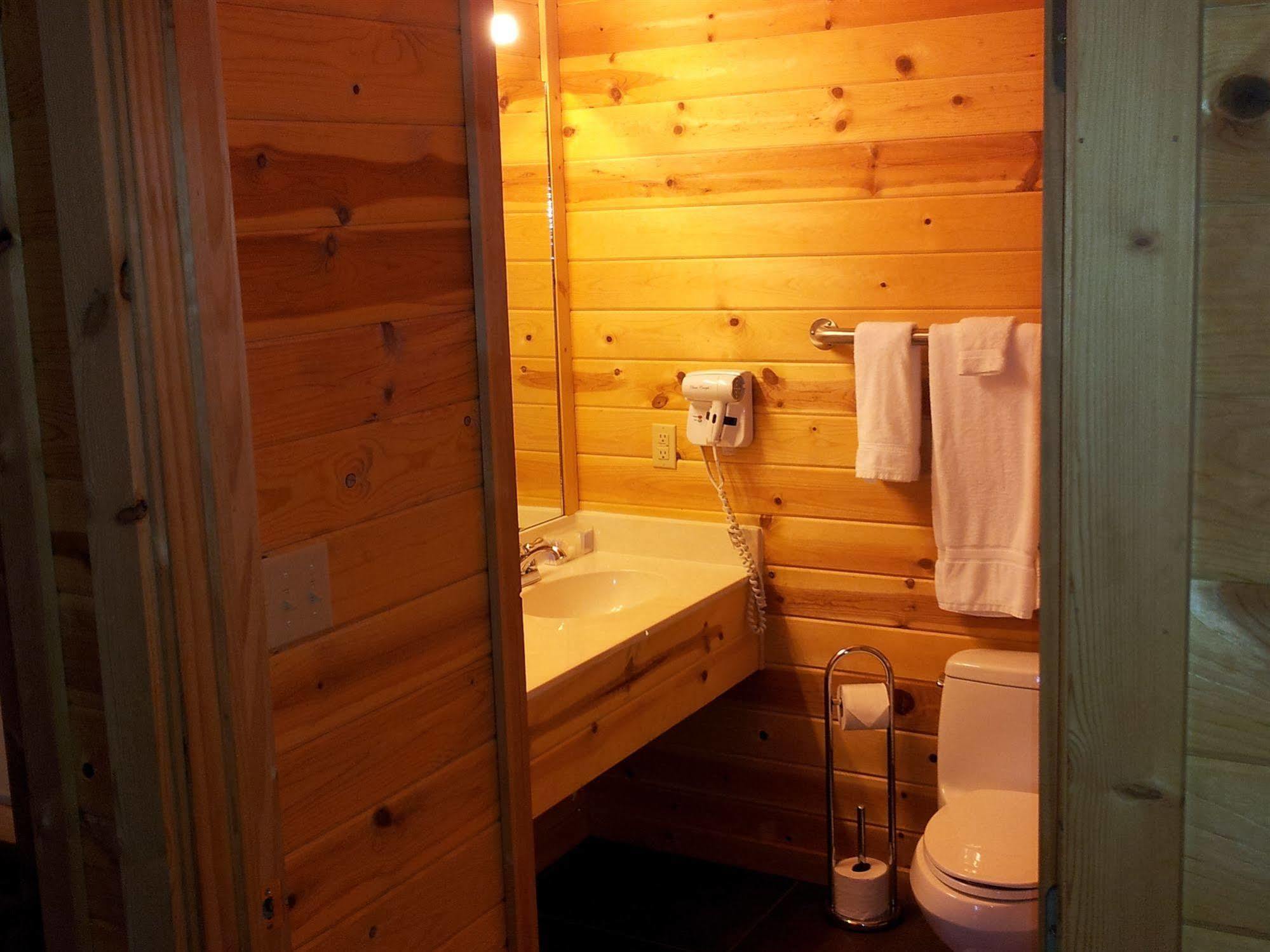Ferienwohnung Cabins At Sugar Mountain Eureka Springs Exterior foto