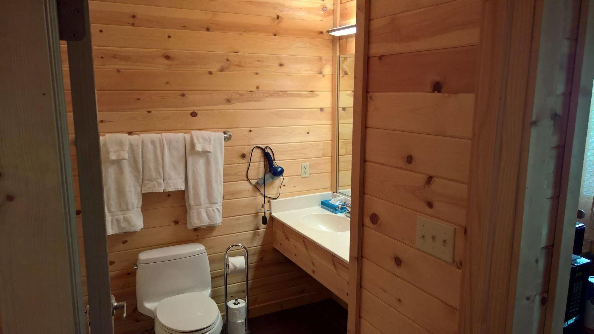 Ferienwohnung Cabins At Sugar Mountain Eureka Springs Exterior foto