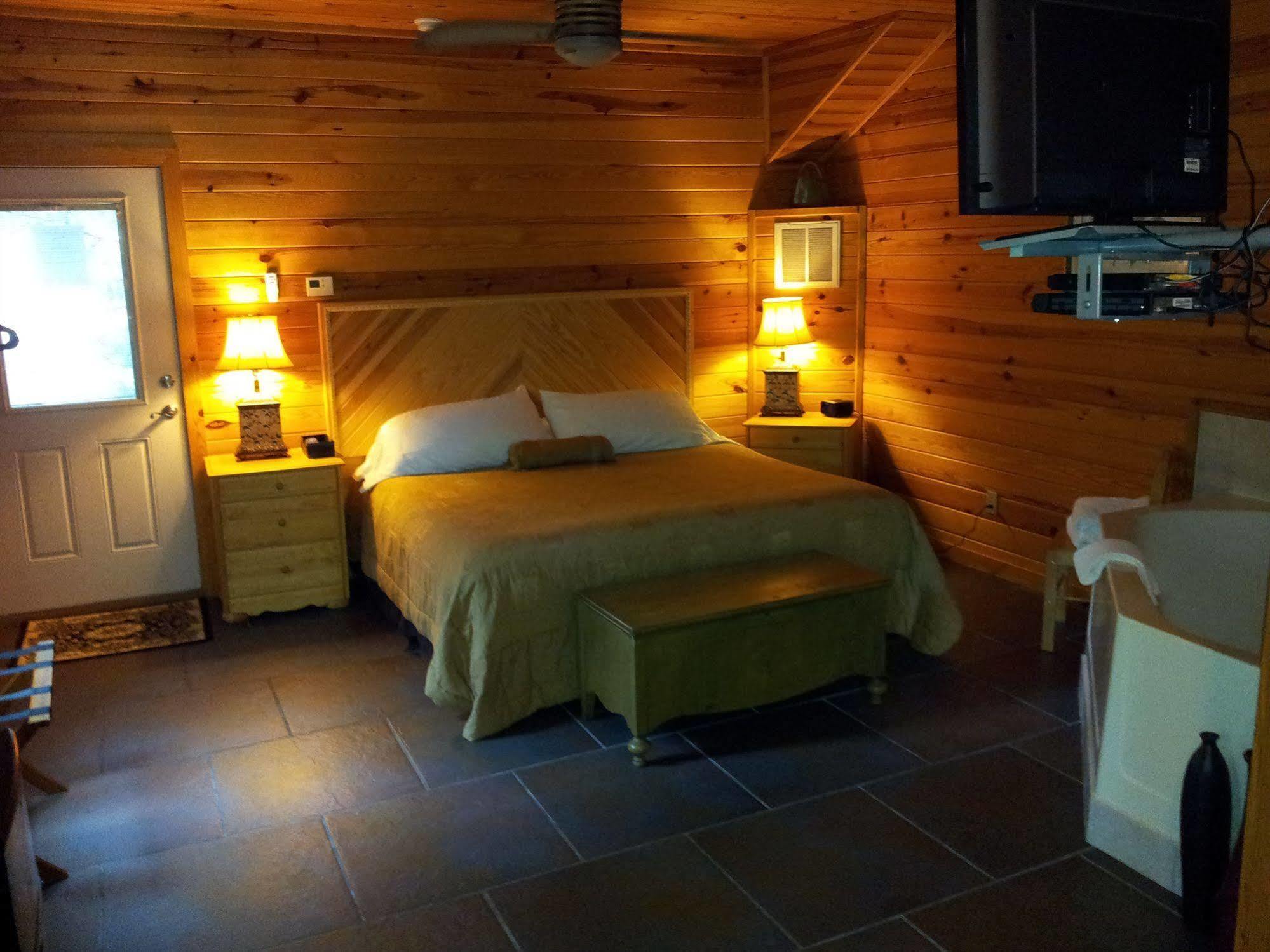 Ferienwohnung Cabins At Sugar Mountain Eureka Springs Exterior foto