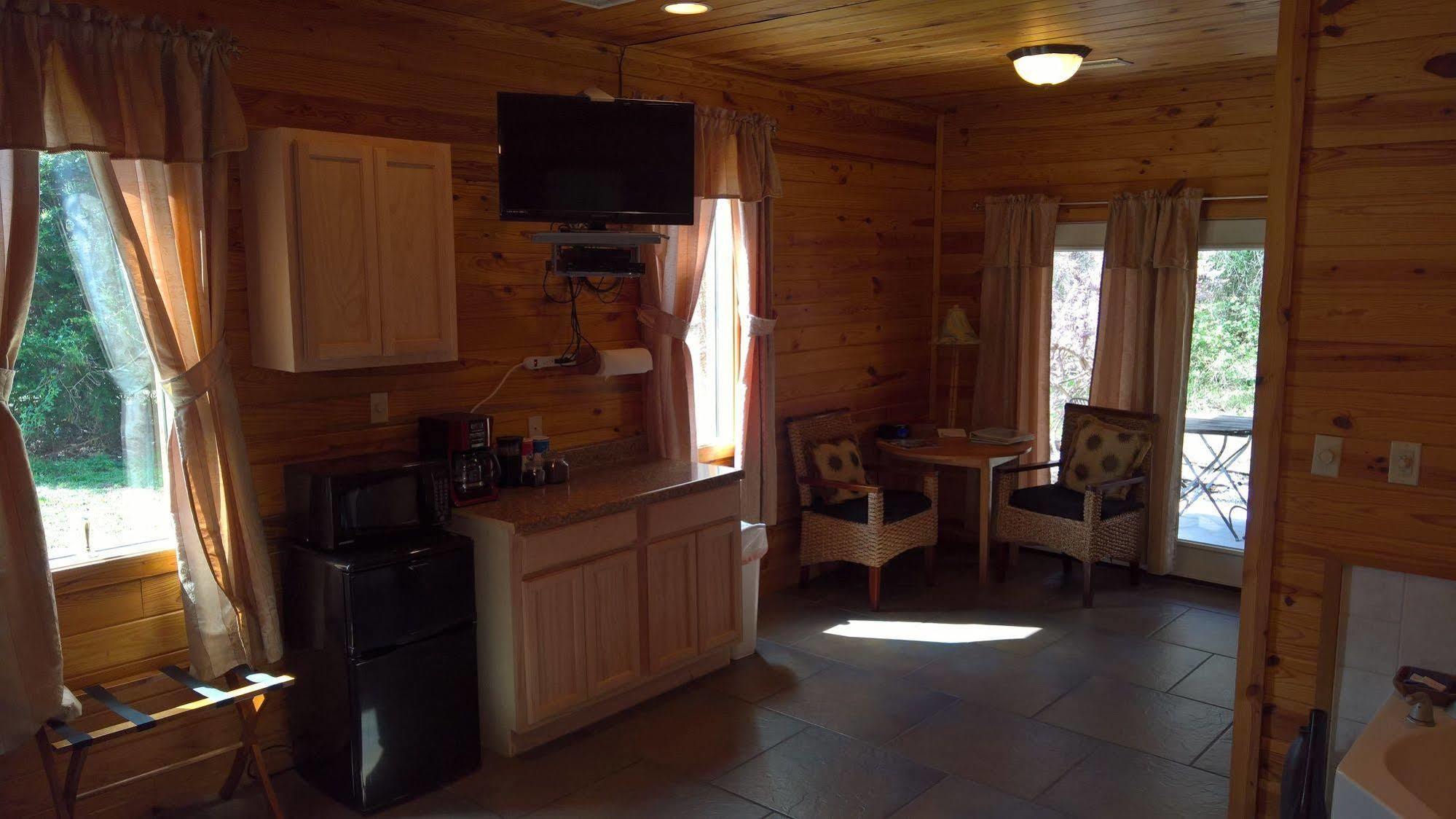 Ferienwohnung Cabins At Sugar Mountain Eureka Springs Exterior foto